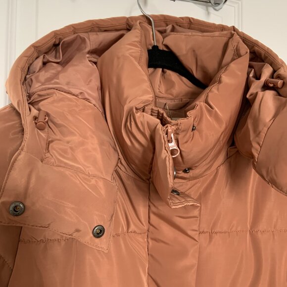 Women's Amazon Essentials Long Hooded Puffer Coat Camel Light Brown Size M - Picture 4 of 10